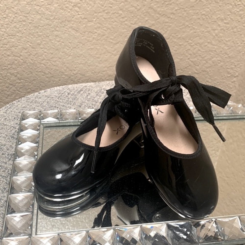 🔹Capezio Tele Tone Tap Shoes..